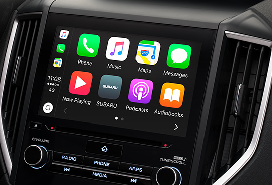 Apple CarPlay<sup>*2</sup> a Android Auto<sup>*3</sup>