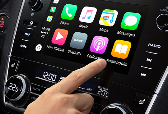 Apple CarPlay<sup>*2 </sup> a Android Auto™<sup>*3 </sup>