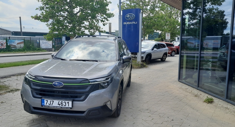 NOVÝ FORESTER Field 